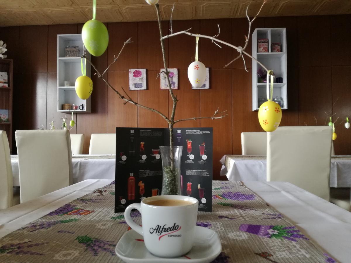 Hotel Tatrania Stará Lesná 外观 照片